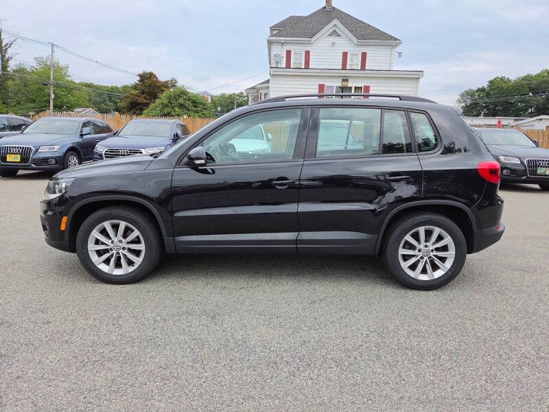 volkswagen tiguan limited 2018 WVGBV7AX6JK002108 image volkswagen tiguan limited 2018 WVGBV7AX6JK002108 image